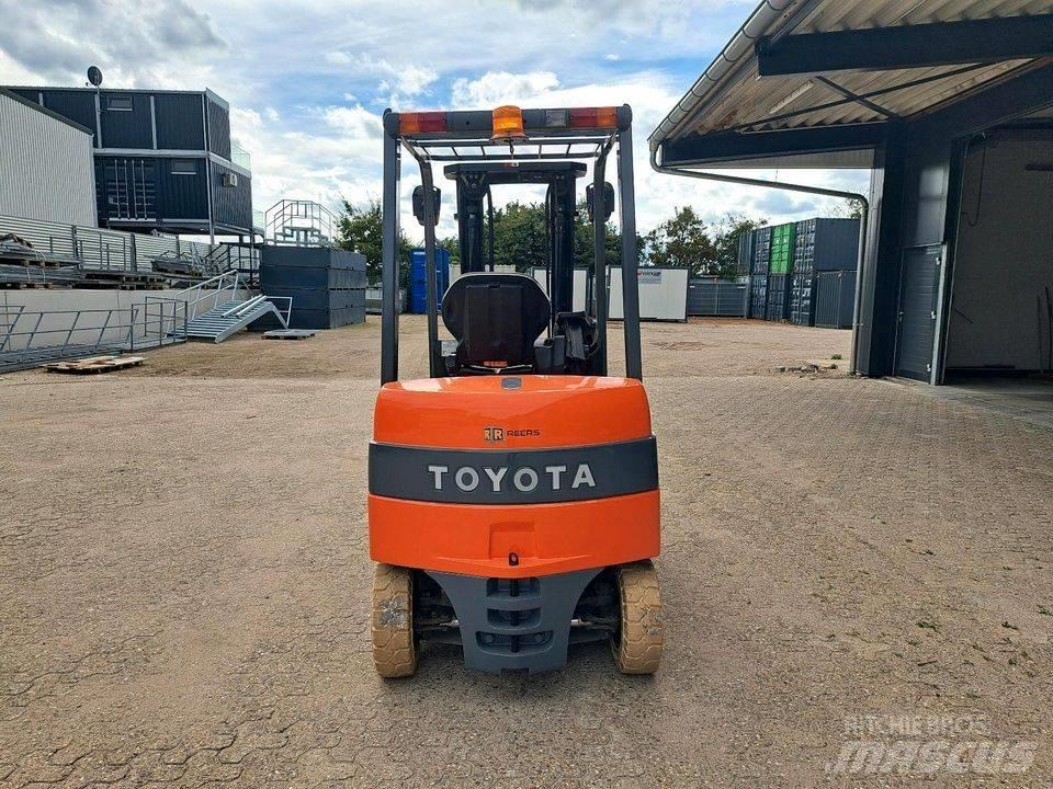 Toyota 7FBMF25 Entreprenør - Andet