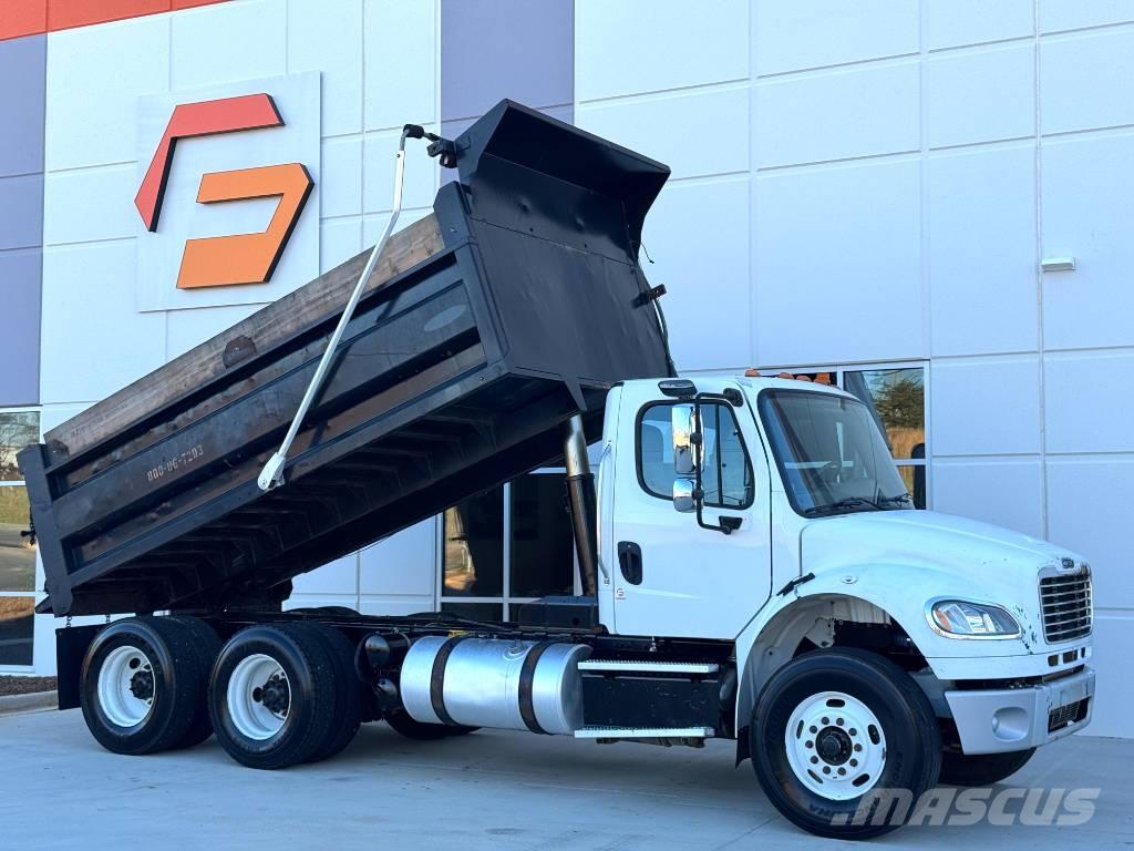 Freightliner M2 Lastbiler med tip