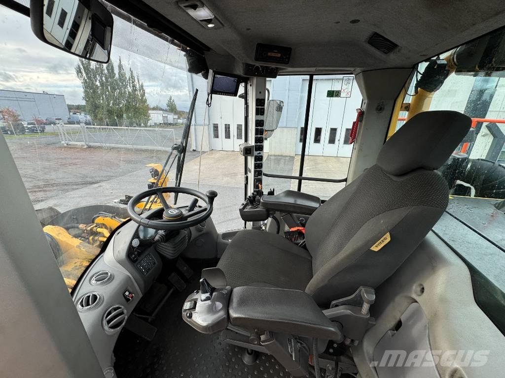 Volvo L 260 H Læssemaskiner på hjul