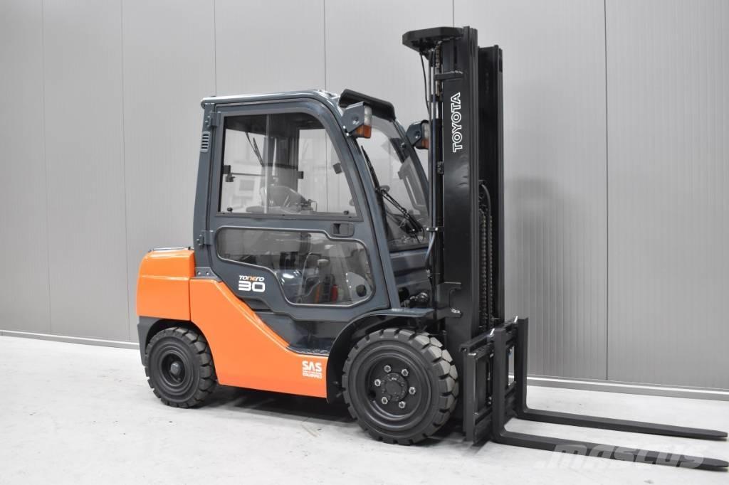 Toyota 06-8FD30F Diesel gaffeltrucks