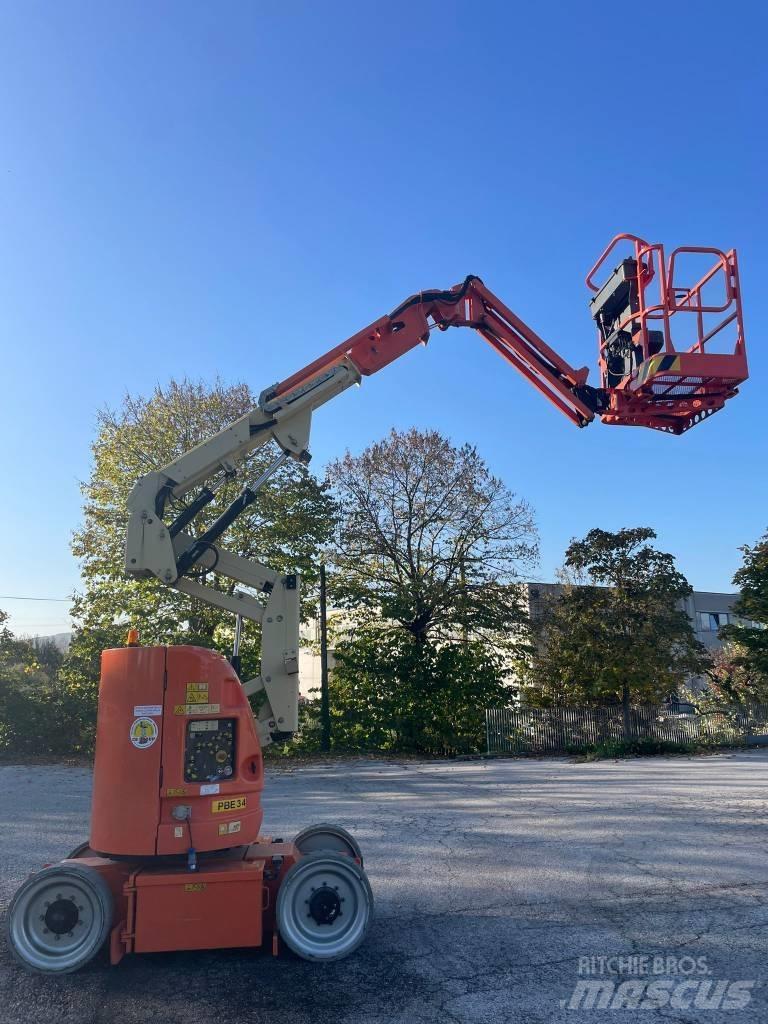 JLG 300 AJP Bomlifte med knækarm