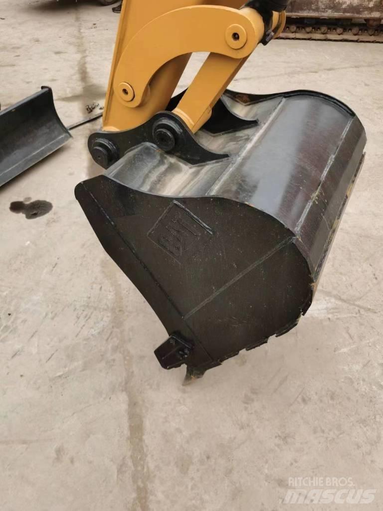 CAT 306E2 Gravemaskiner på larvebånd