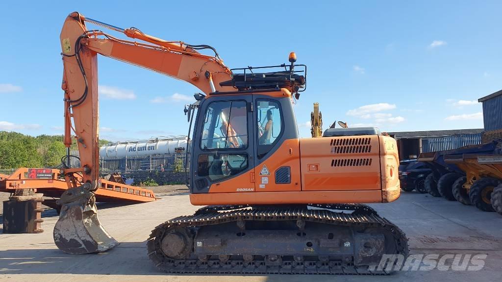Doosan DX160LC-3 Gravemaskiner på larvebånd