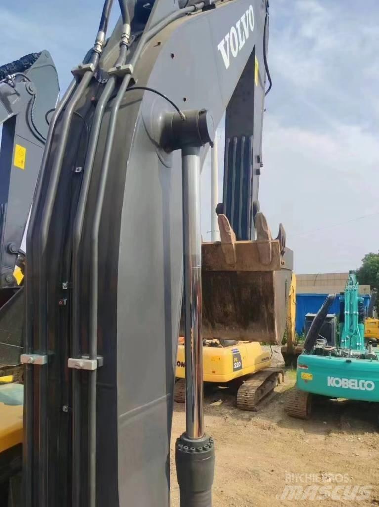 Volvo EC 240 Gravemaskiner på larvebånd