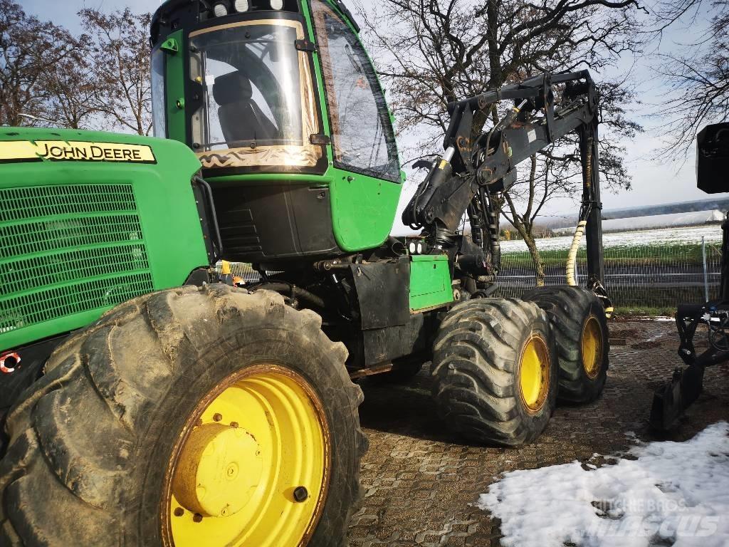 John Deere 1170 E Kombi skovnings-udkørselsmaskiner