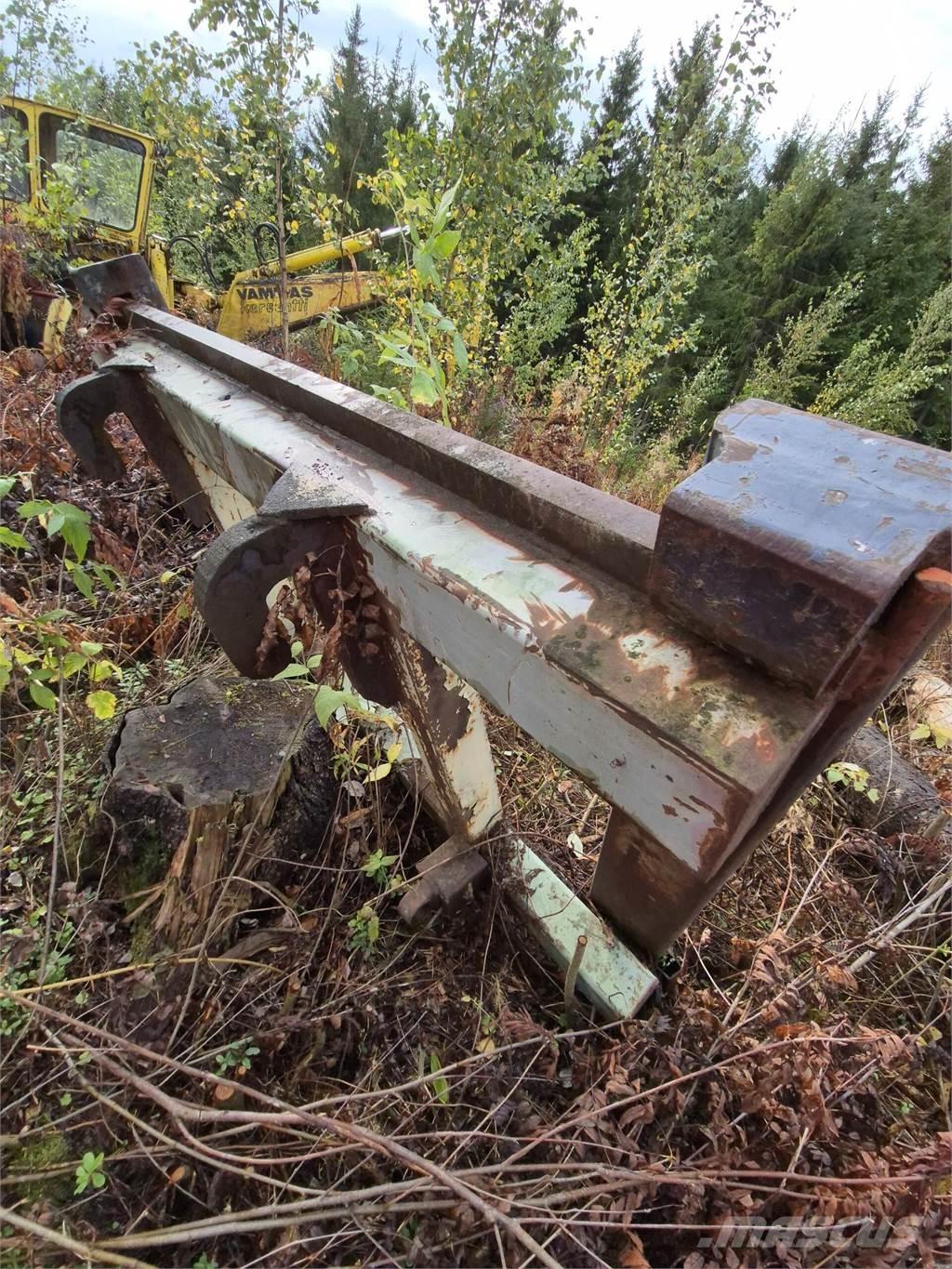 Volvo trukkipiikit Pallegafler