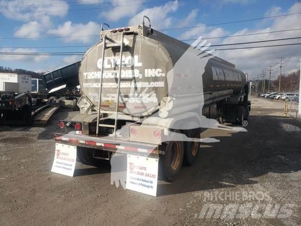 Fruehauf WATER TANK Semi-trailer med Tank