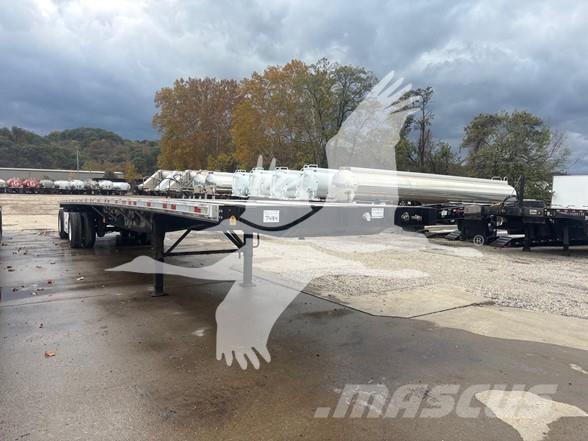 Great Dane  Semi-trailer med lad/flatbed