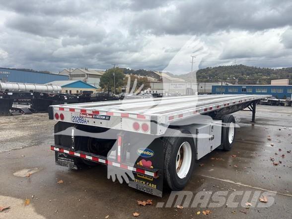 Great Dane  Semi-trailer med lad/flatbed