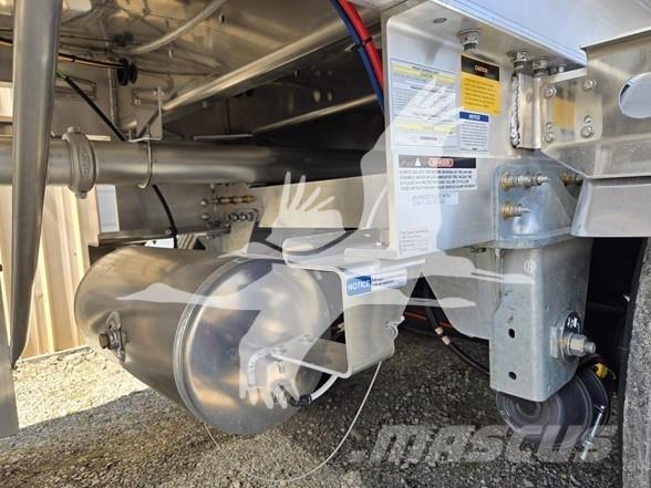 Heil 406 AL Semi-trailer med Tank