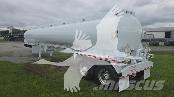 Heil PETROLEUM TANK Semi-trailer med Tank