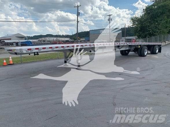 Reitnouer CK 100 Semi-trailer med lad/flatbed