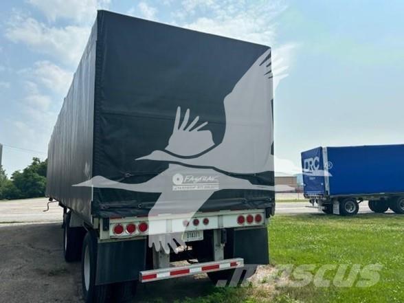 Reitnouer MAXMISER Semi-trailer med Gardinsider