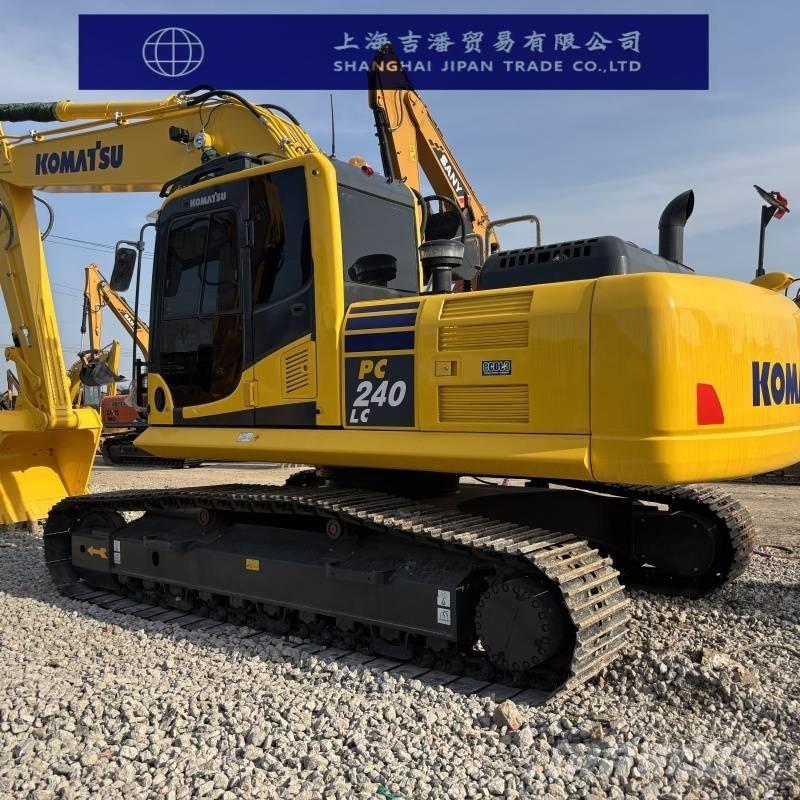 Komatsu PC 240 Gravemaskiner på larvebånd