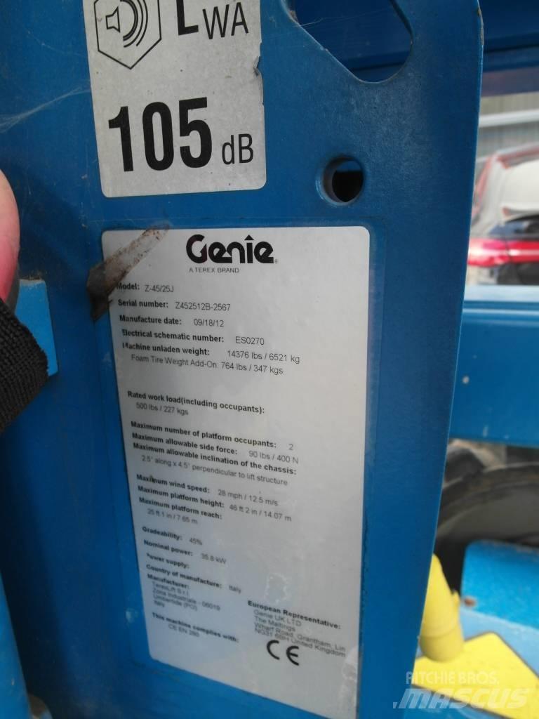Genie Z 45/25 J Bomlifte med knækarm