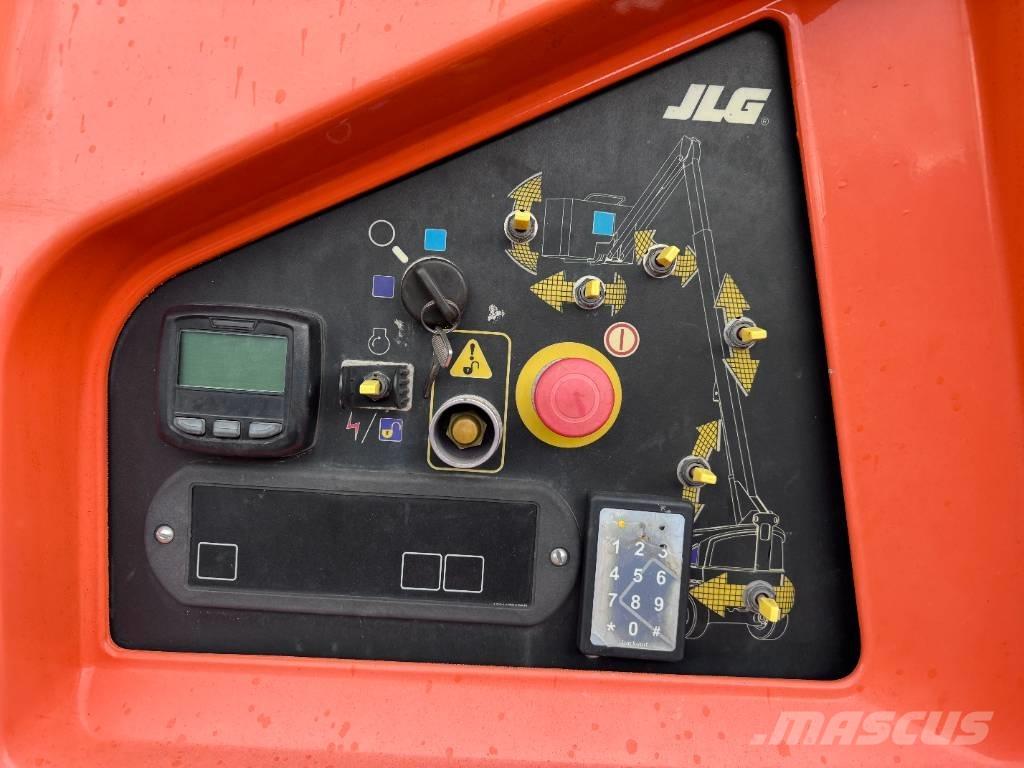 JLG 460 SJ Teleskoplifte