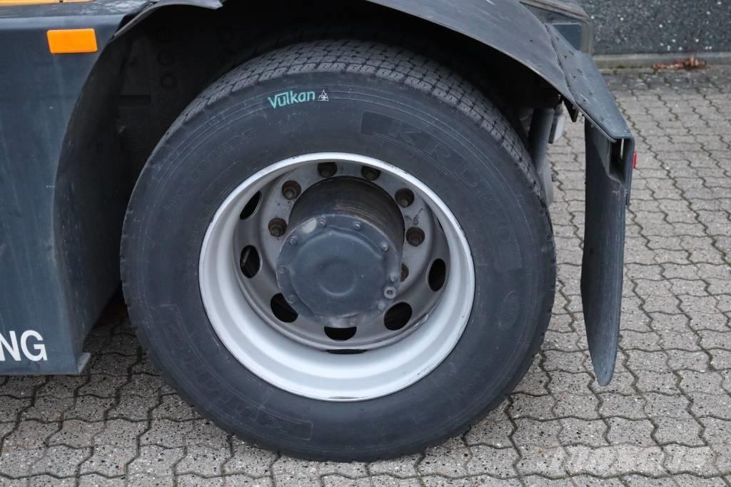 Kalmar T2 I Terminaltraktorer