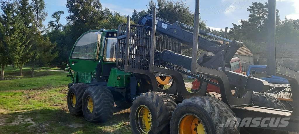 John Deere 1110 E Udkørselsmaskiner