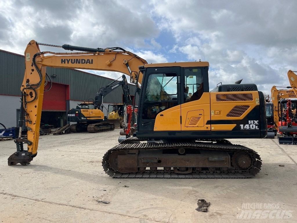 Hyundai HX140L Gravemaskiner på larvebånd