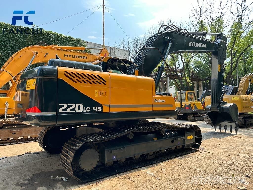 Hyundai 220lc-9c Gravemaskiner på larvebånd