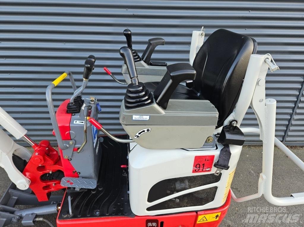Takeuchi TB 210 R Minigravemaskiner