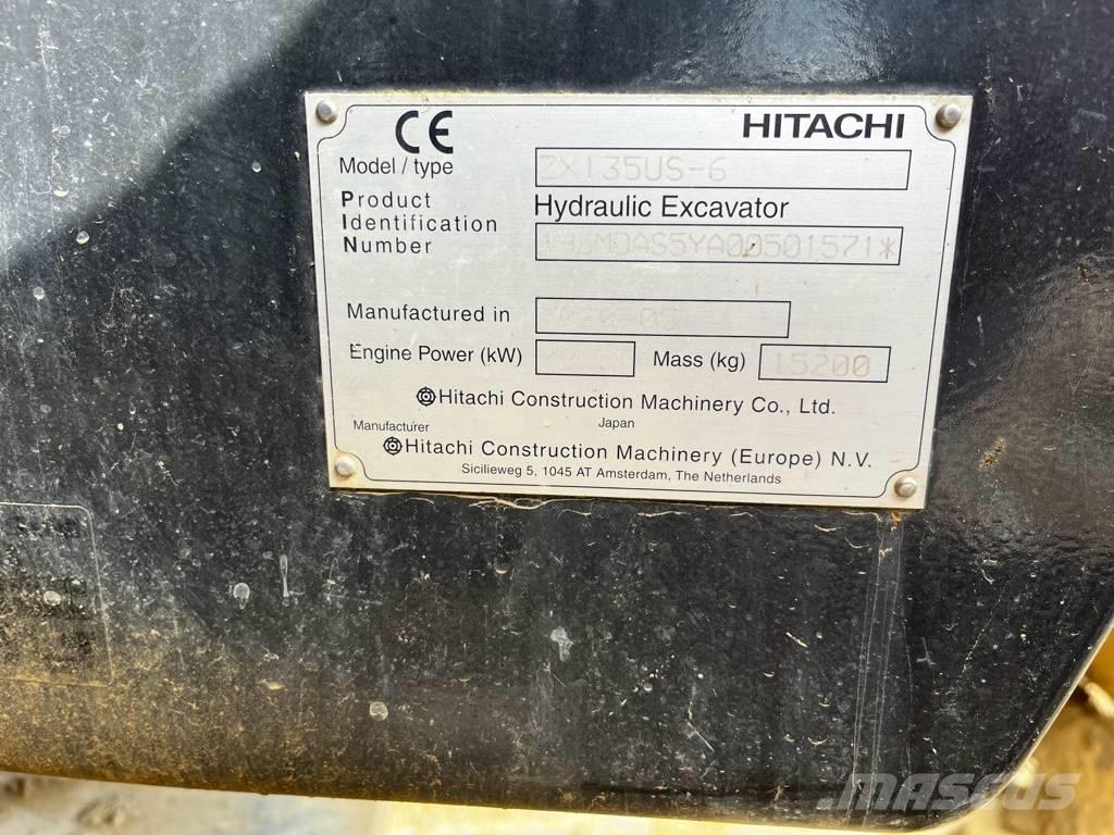 Hitachi ZX135US-6-2P Gravemaskiner på larvebånd