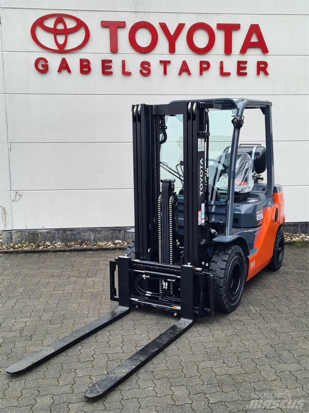 Toyota 02-8FGF25 LPG gaffeltrucks