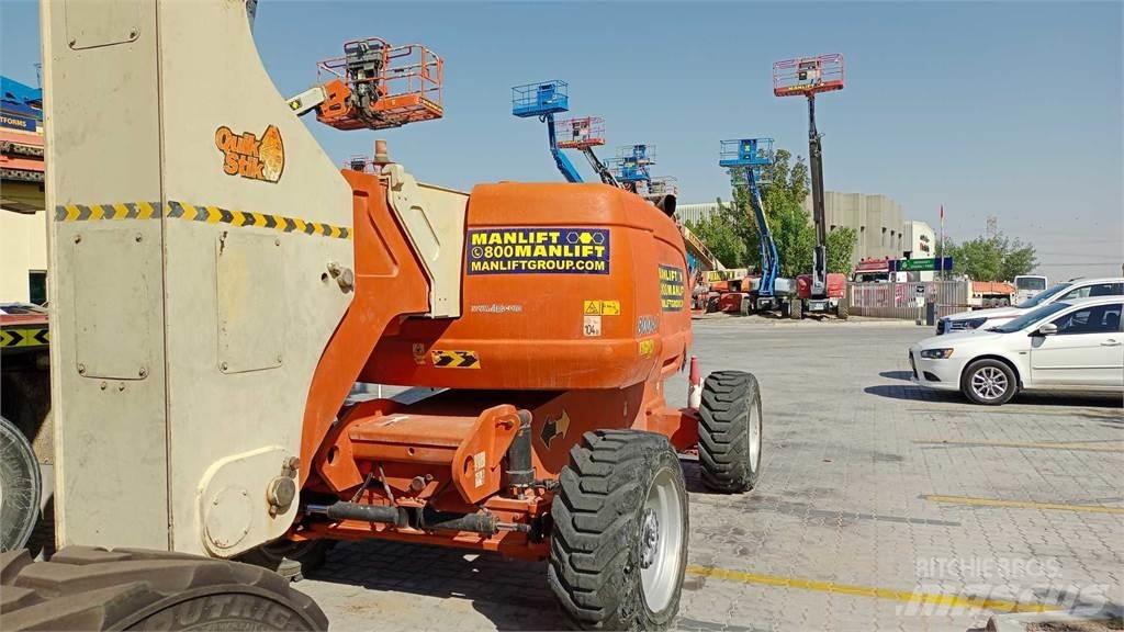 JLG 800AJ Bomlifte med knækarm