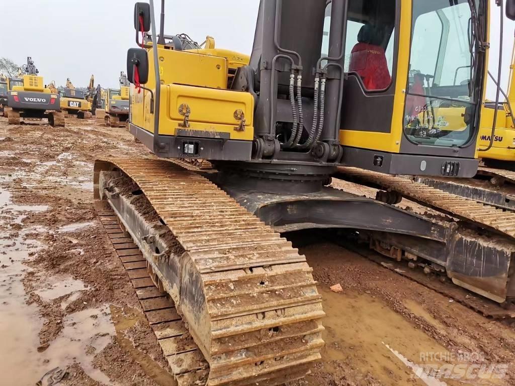 Volvo EC 240 B LC Gravemaskiner på larvebånd