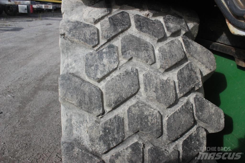 Huddig 960 Gravemaskiner på hjul