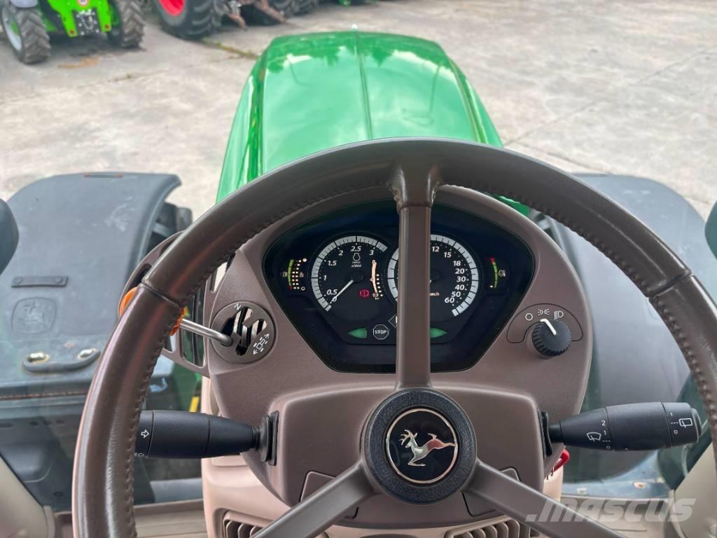 John Deere 6215 R Traktorer