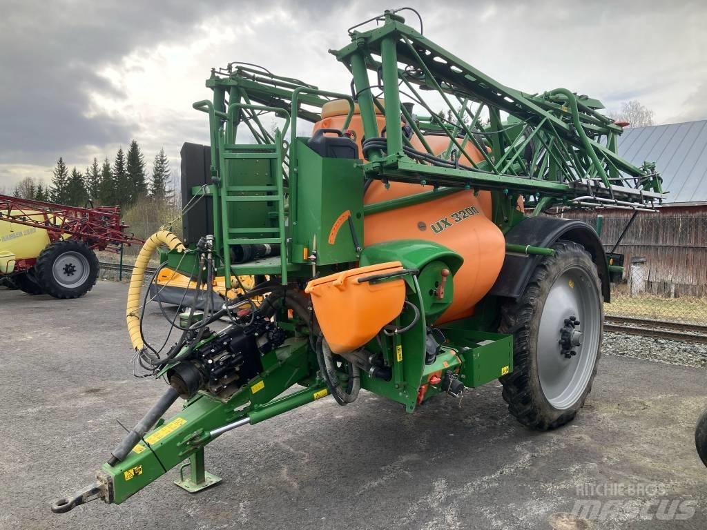 Amazone UX 3200 Trailersprøjter
