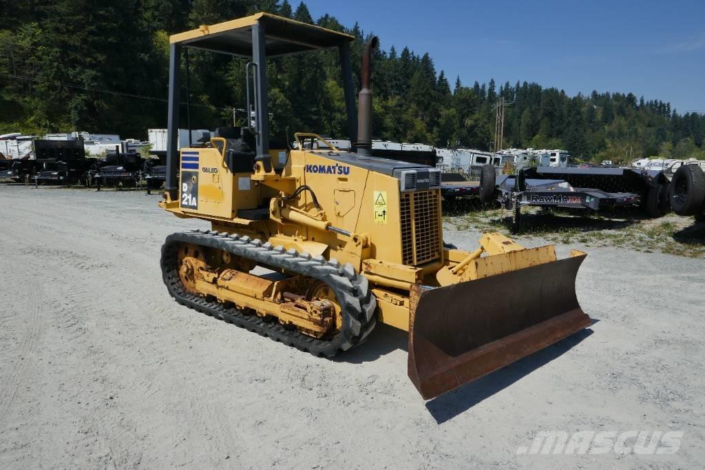 Komatsu D 21 A-8 Bulldozer på larvebånd
