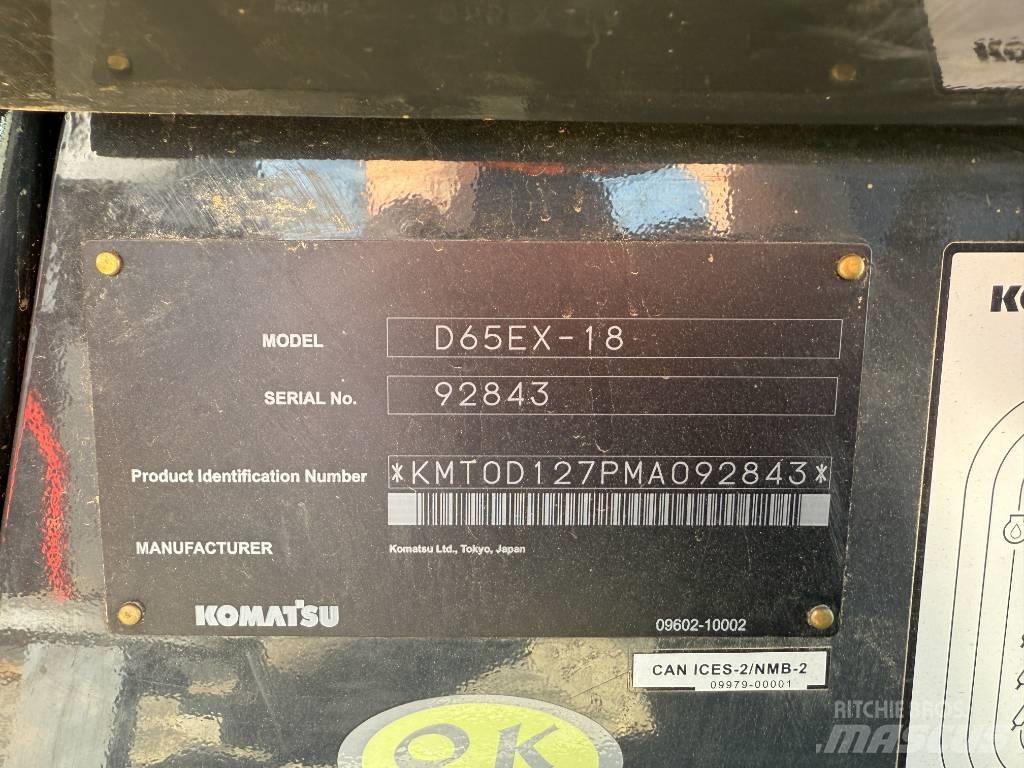 Komatsu D65EX-18 Bulldozer på larvebånd