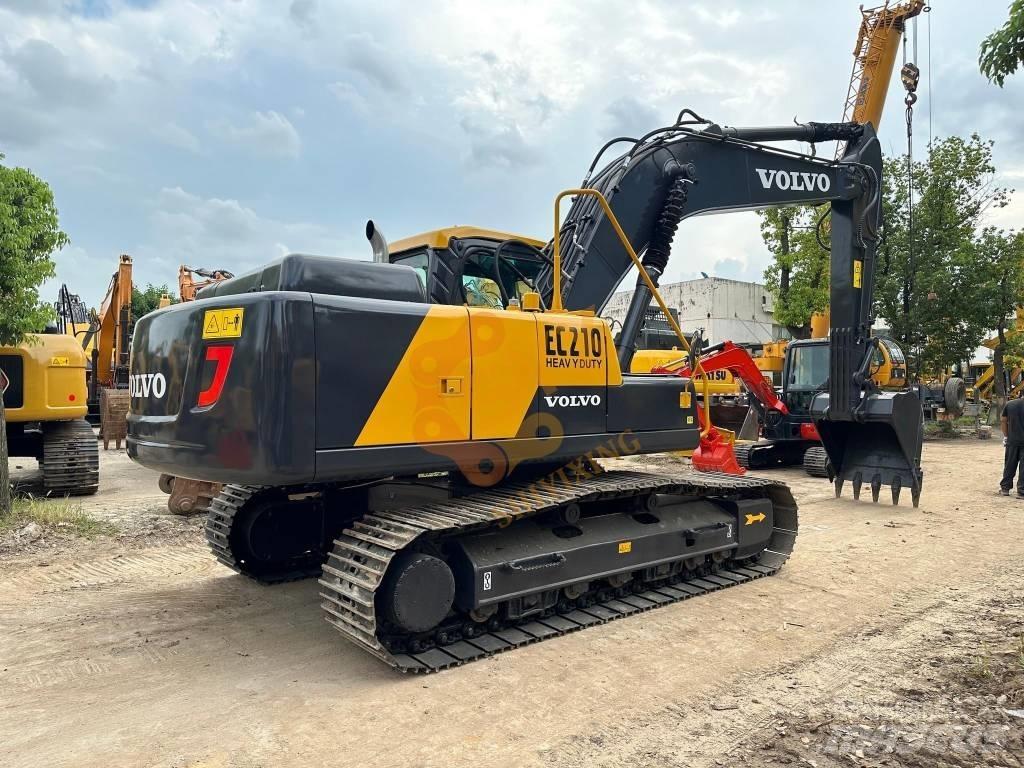 Volvo EC 210 B LC Gravemaskiner på larvebånd