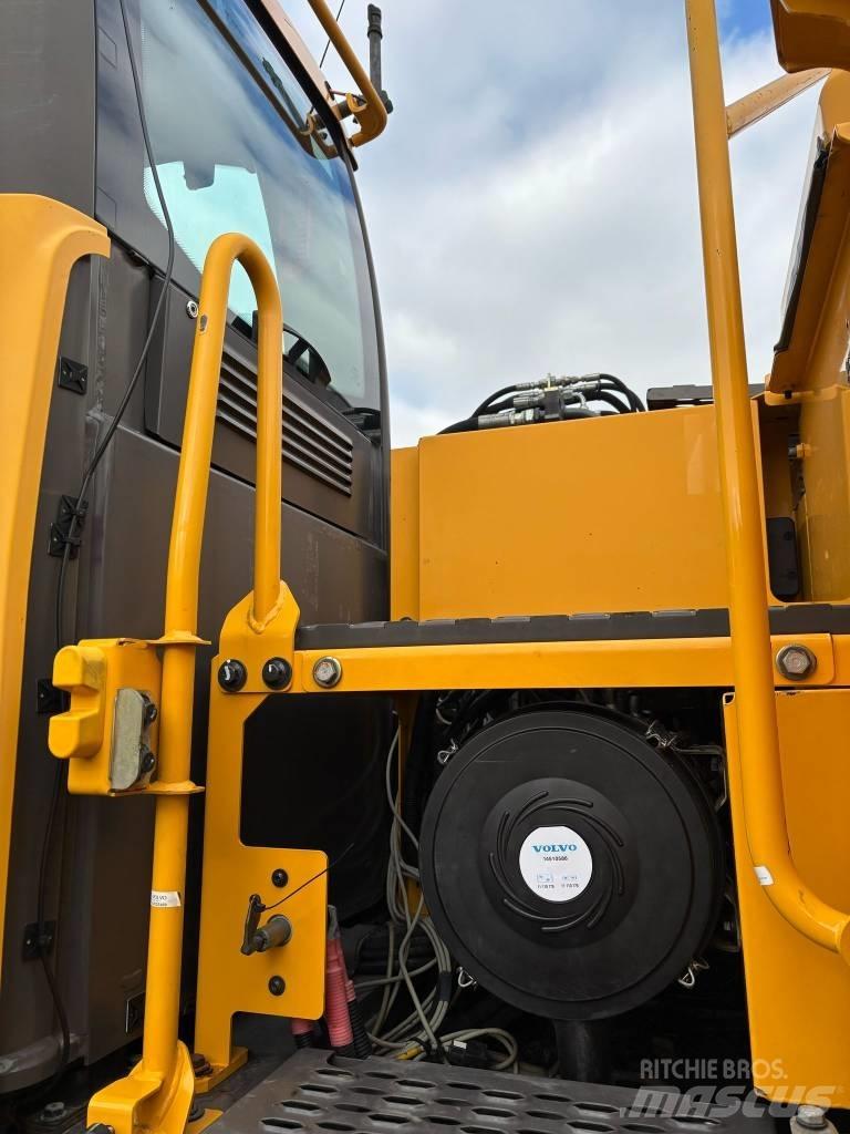Volvo EW 180 D Gravemaskiner på hjul