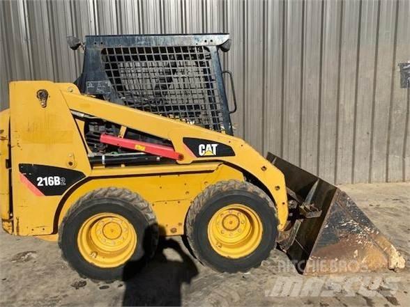 CAT 216B2 Minilæsser - skridstyret