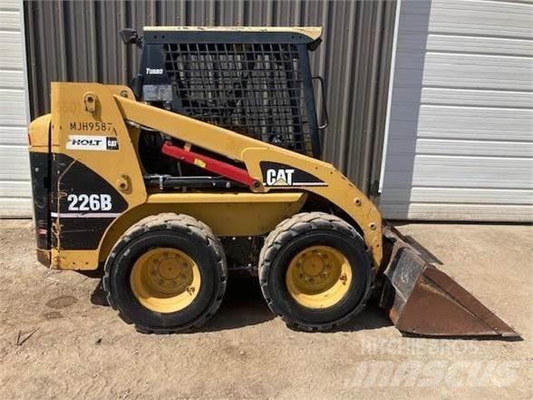 CAT 226B Minilæsser - skridstyret
