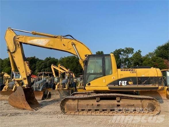 CAT 325C Gravemaskiner på larvebånd