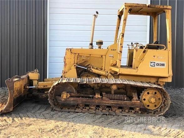 CAT D3B Bulldozer på larvebånd
