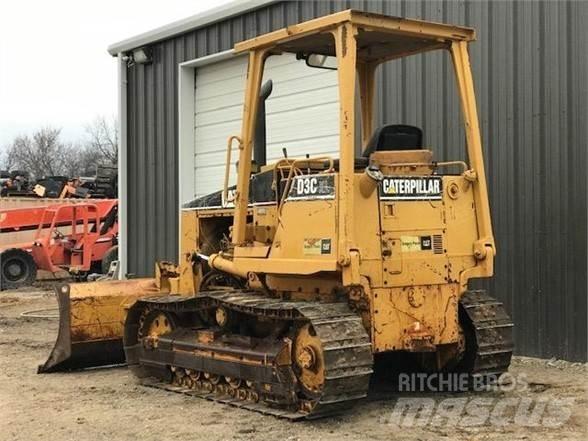 CAT D3C Bulldozer på larvebånd