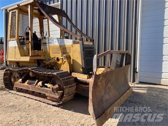 CAT D3C Bulldozer på larvebånd