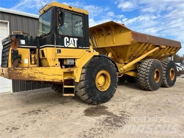 CAT D400E Terrængående lastbiler