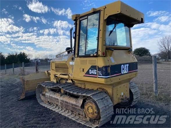 CAT D4G XL Bulldozer på larvebånd