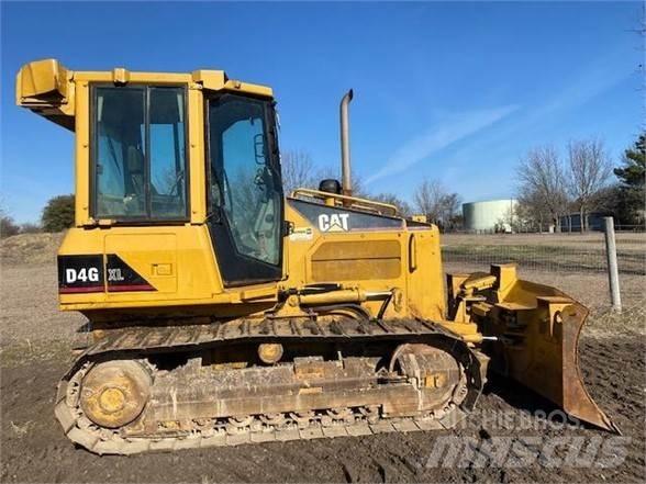 CAT D4G XL Bulldozer på larvebånd