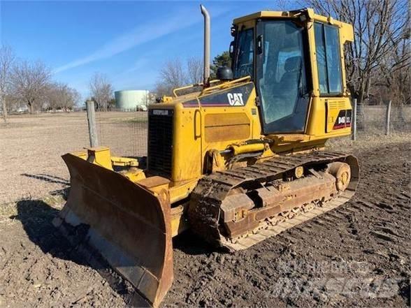 CAT D4G XL Bulldozer på larvebånd