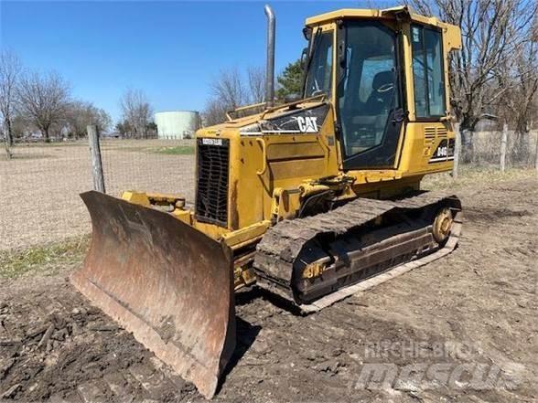 CAT D4G XL Bulldozer på larvebånd