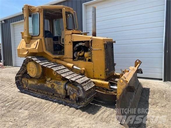 CAT D4H Bulldozer på larvebånd