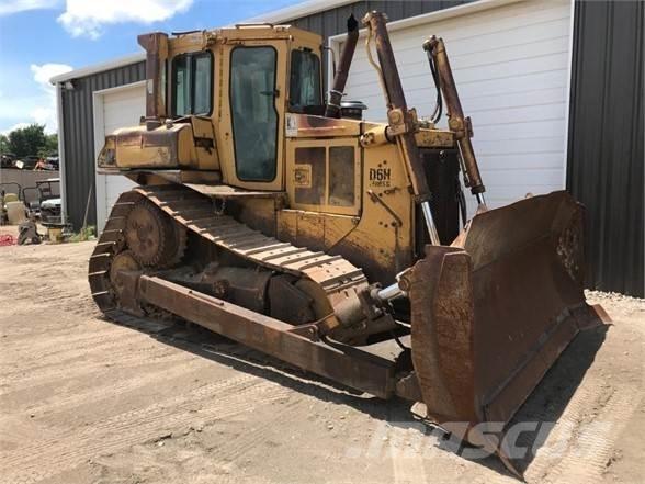 CAT D6H XL Bulldozer på larvebånd
