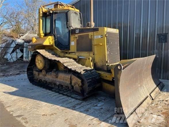 CAT D6M XL Bulldozer på larvebånd